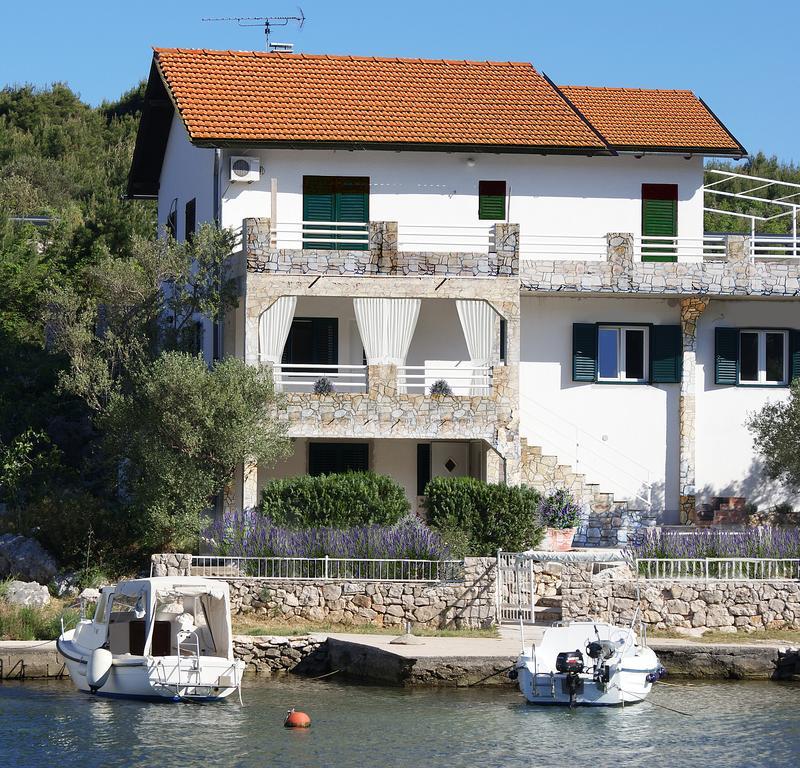 Apartments Pirka Pirovac Eksteriør billede